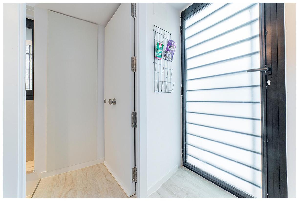 Apartamentos Madrid Rio المظهر الخارجي الصورة