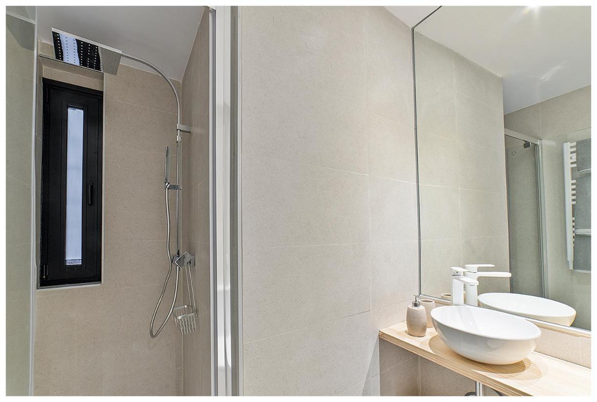 Apartamentos Madrid Rio المظهر الخارجي الصورة